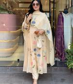 cream Floral Embroidered Kurta Set