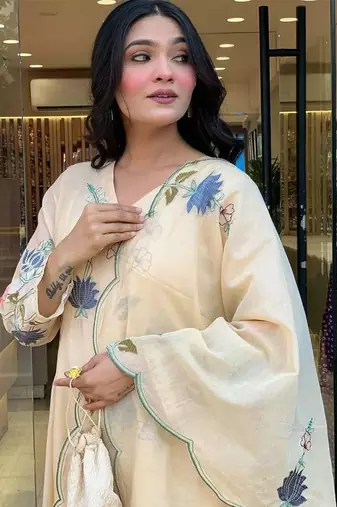 cream Floral Embroidered Kurta Set