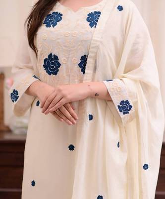 White Kurta Set with Blue Embroidery 4