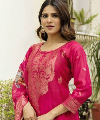 Radiant pink floral kurta set 3