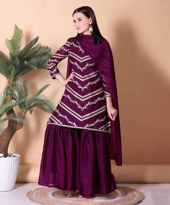 wine embroidered ethnic set 4