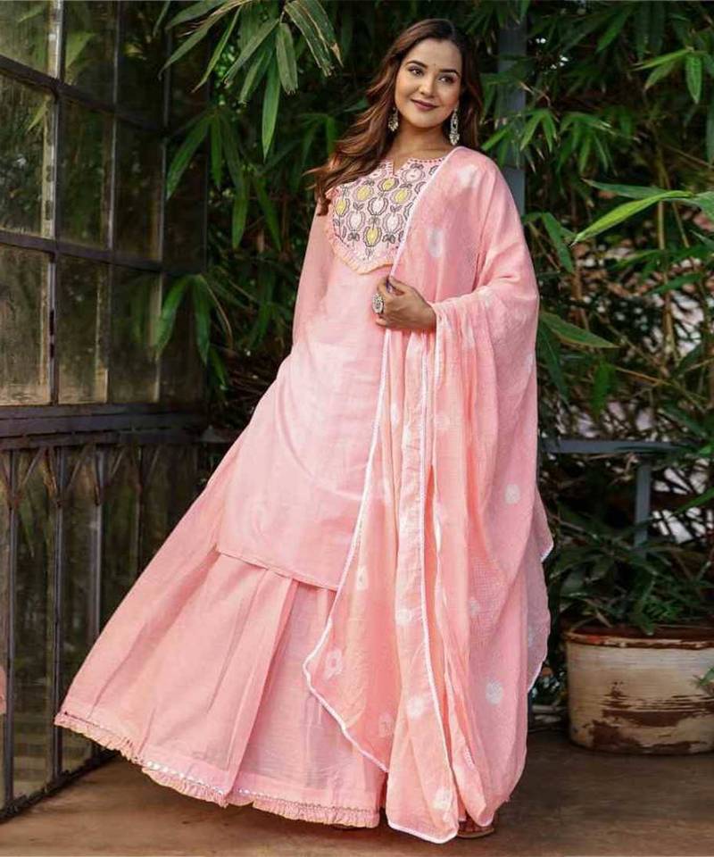 Baby pink cotton cambric dyed kurti with skirt & kota check dupatta | embroidery, mirror & lace work