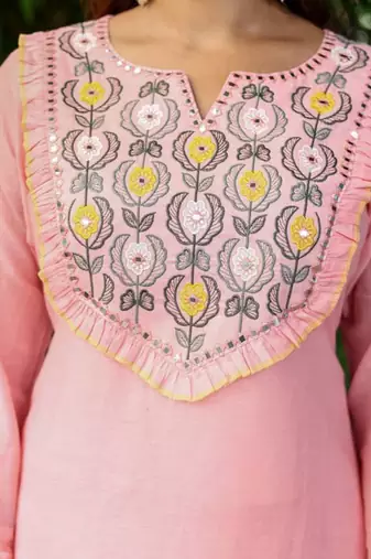 Baby pink kurti with skirt & dupatta 