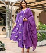 Purple Kurta Set with Lotus Embroidery