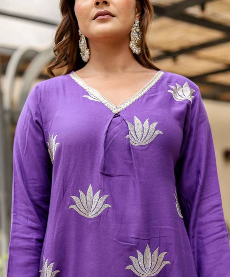 Purple Kurta Set with Lotus Embroidery