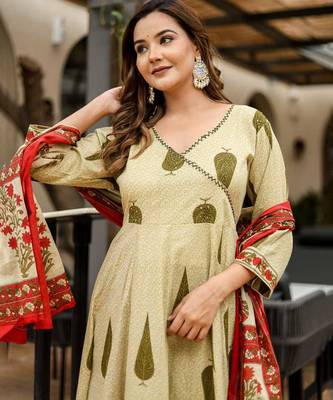 light green Kurta Set with Dupatta 4