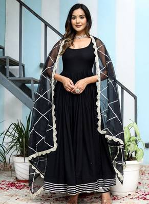 black anarkali dress with dupatta 3