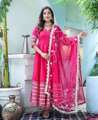  pink anarkali set with organza dupatta 3