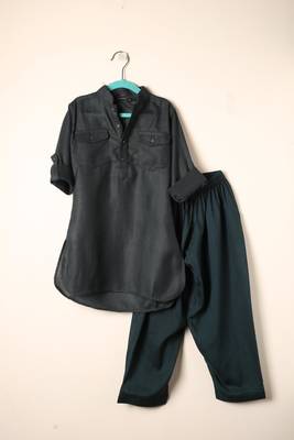 Black woven pathani set for boys 2