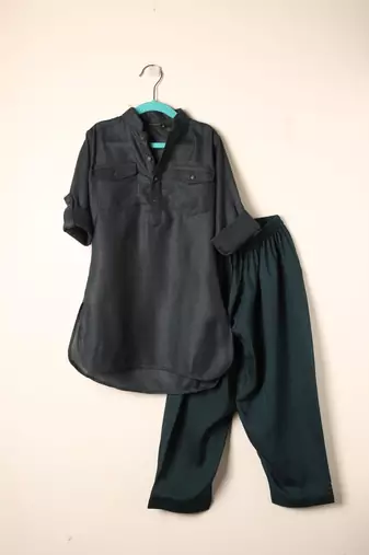 Black woven pathani set for boys