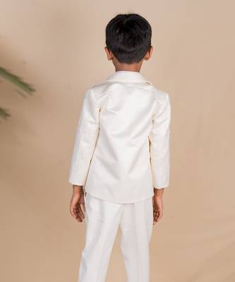 Beige plain satin suit 3