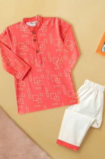 Boys coral geometric boxes printed cotton kurta pyjama set