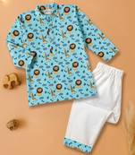Boys blue lion and giraffe printed cotton kurta pyjama set
