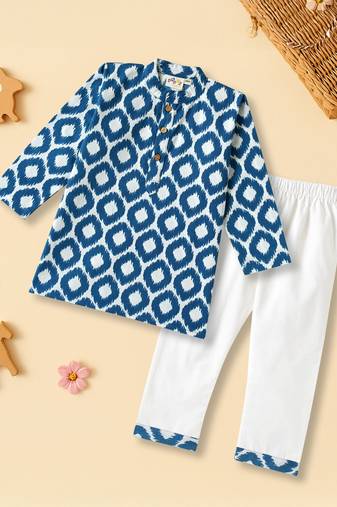 Boys blue ikat printed cotton kurta pyjama set