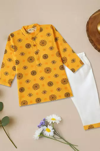 Boys Yellow floral motif printed cotton kurta pyjama set