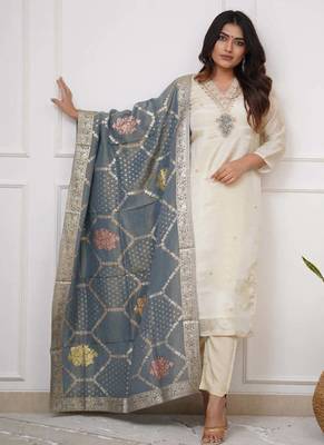 Off white beige viscose chanderi embroidered kurti pant & dupatta set 7
