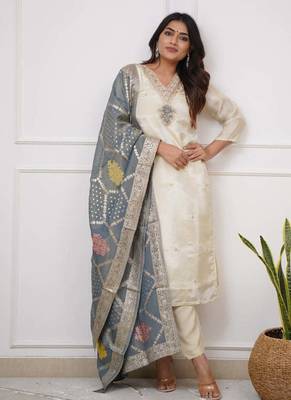 Off white beige viscose chanderi embroidered kurti pant & dupatta set 8