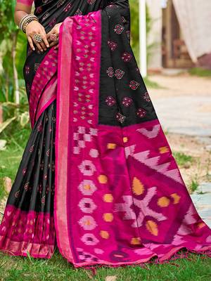 Sangam prints black and pink silk woven work traditional saree 3