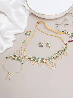 Emerald radiance neckalce full set 1