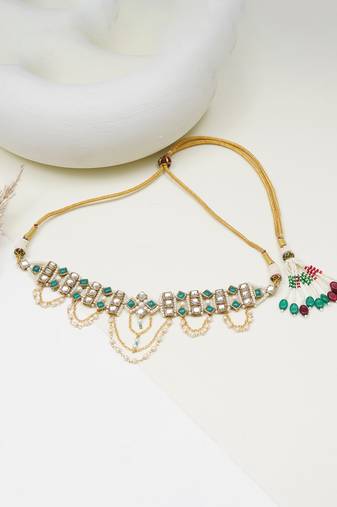 Emerald radiance neckalce