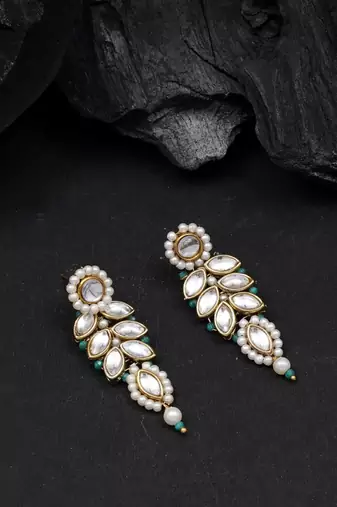 Green beaded leaf kundan stud earrings