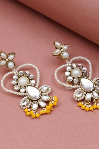 Heart shaped beaded earrings