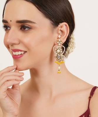 Heart shaped beaded kanauti earrings 3