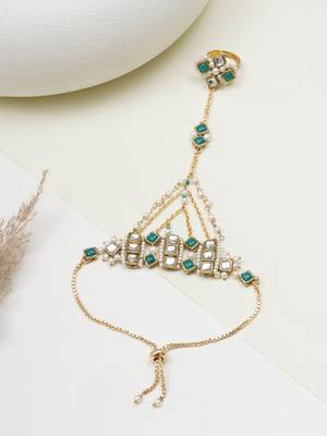 Gold-plated haathphool with emerald accents 2