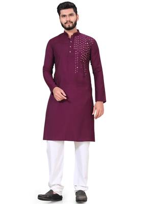 Traditional wear readymade men's kurta pyjama 1