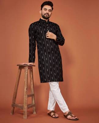 Traditional wear readymade men's kurta pyjama 1