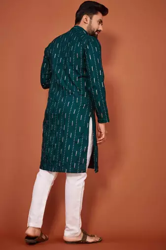 Traditional wear readymade men's kurta pyjama