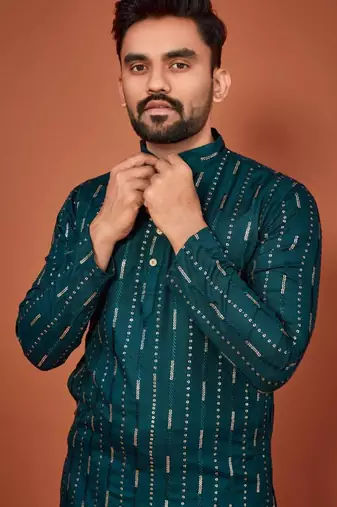 Traditional wear readymade men's kurta pyjama