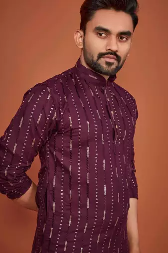 Traditional wear readymade men's kurta pyjama