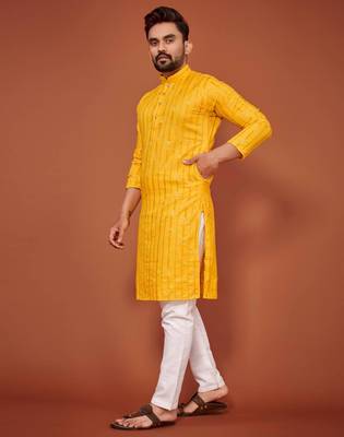 Traditional wear readymade men's kurta pyjama 2