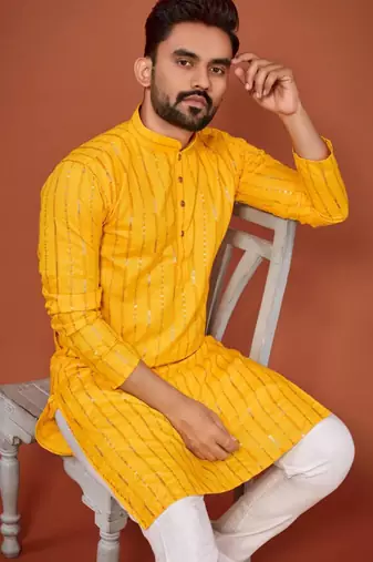 Traditional wear readymade men's kurta pyjama