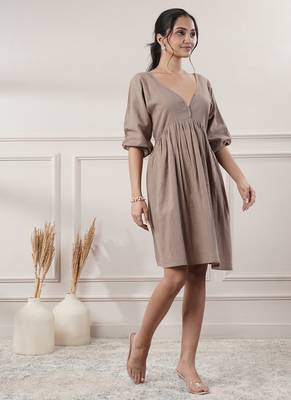 Women brown cotton v-neck dress 3
