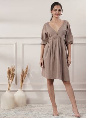 Women brown cotton v-neck dress 4