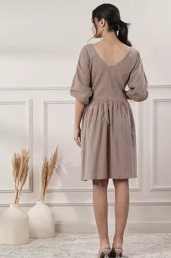 Women brown cotton v-neck dress