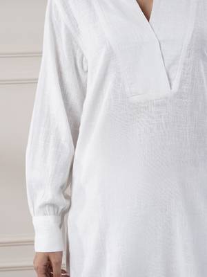 Women white cotton top with flared pants 4