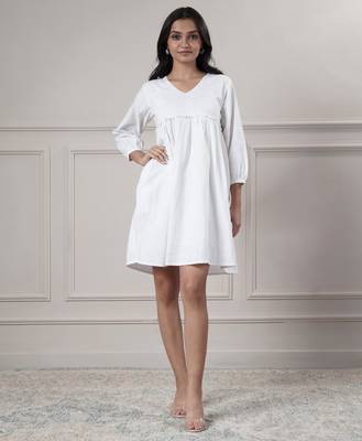 Women white short dress 2