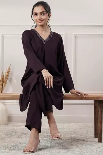 Women rayon wine v-neck co-ord set with pant