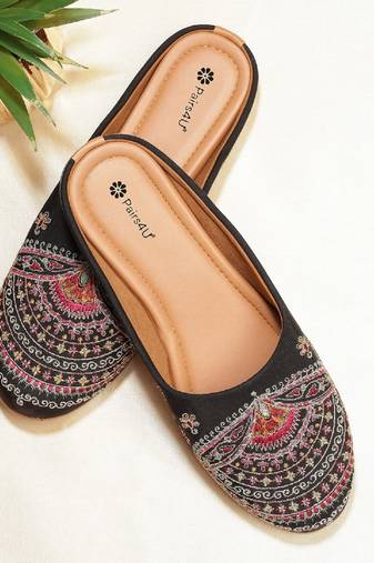 women's black ethnic mojari jutti embroidered canvas slip-on comfortable sole punjabi traditional footwear