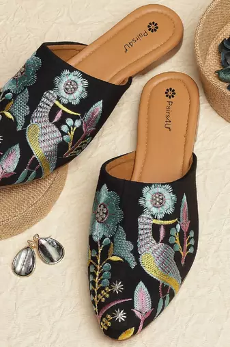 women's black mojari jutti ethnic canvas embroidered slip-on comfortable flats for women & girls