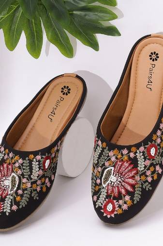 women's black mojari jutti ethnic embroidered canvas slip-on flats with comfortable pvc sole
