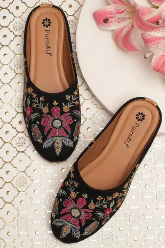 Pairs4u women's black embroidered mojari jutti ethnic canvas flats slip-on comfortable for traditional wear