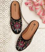 Pairs4u women's black embroidered mojari jutti ethnic canvas flats slip-on comfortable for traditional wear