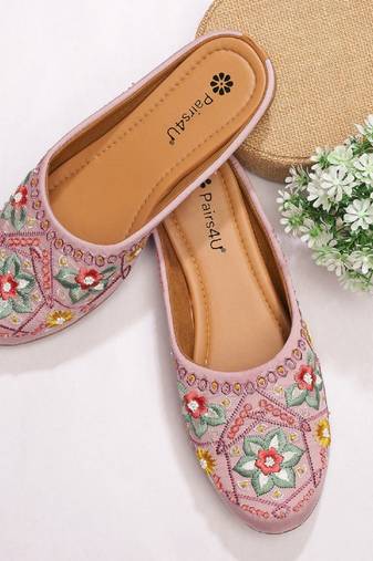 Pairs4u women's black embroidered mojari juttis ethnic canvas slip-on flats with comfortable pvc sole