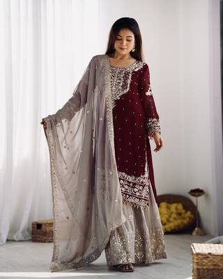 Sequins Work Suit Set With Palazzo 1