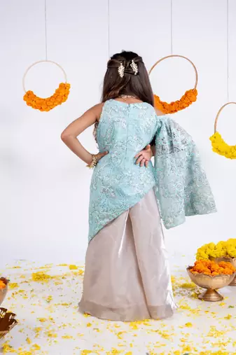 Blue embroidered organza kurta set