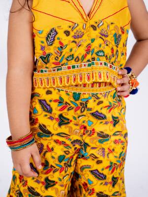 Yellow embroidered cotton co ord set 2